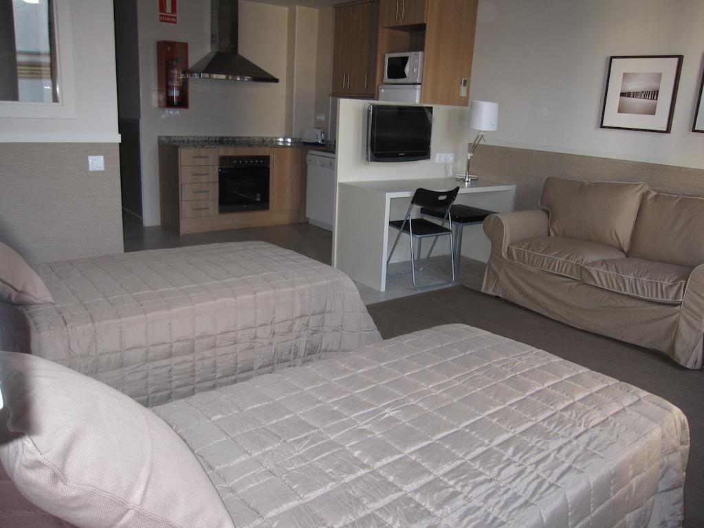 Apartments Hhb Barcelona Room photo