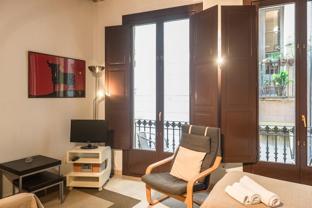 Apartments Hhb Barcelona Exterior photo