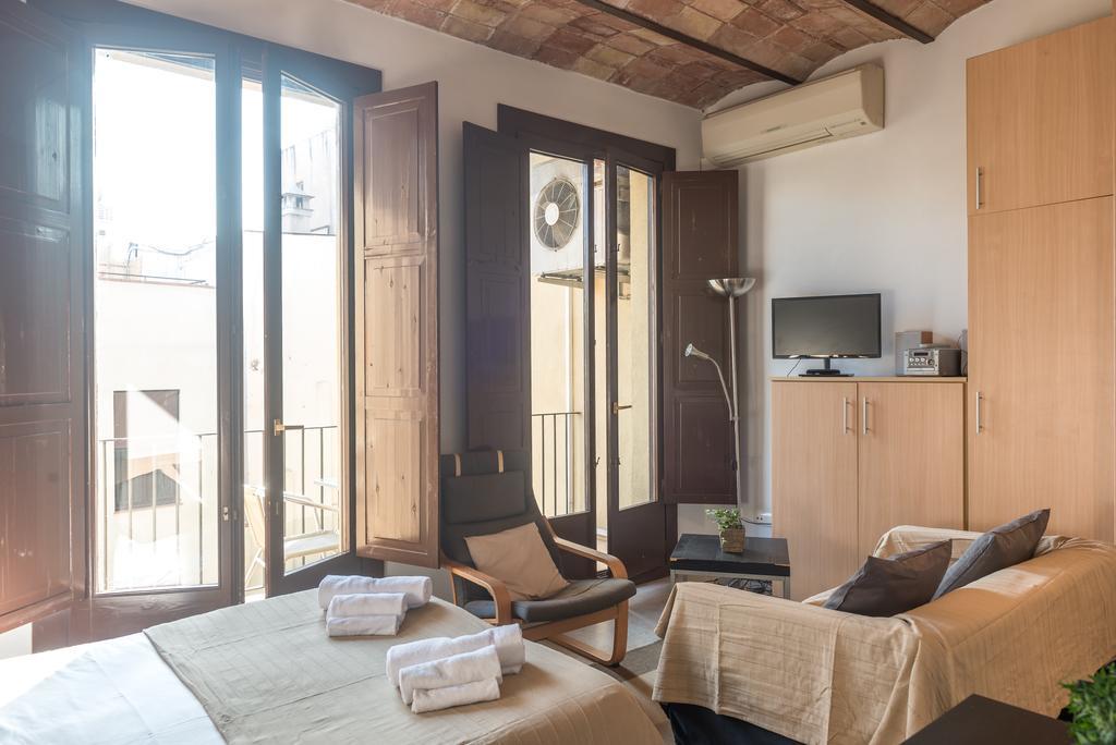Apartments Hhb Barcelona Exterior photo